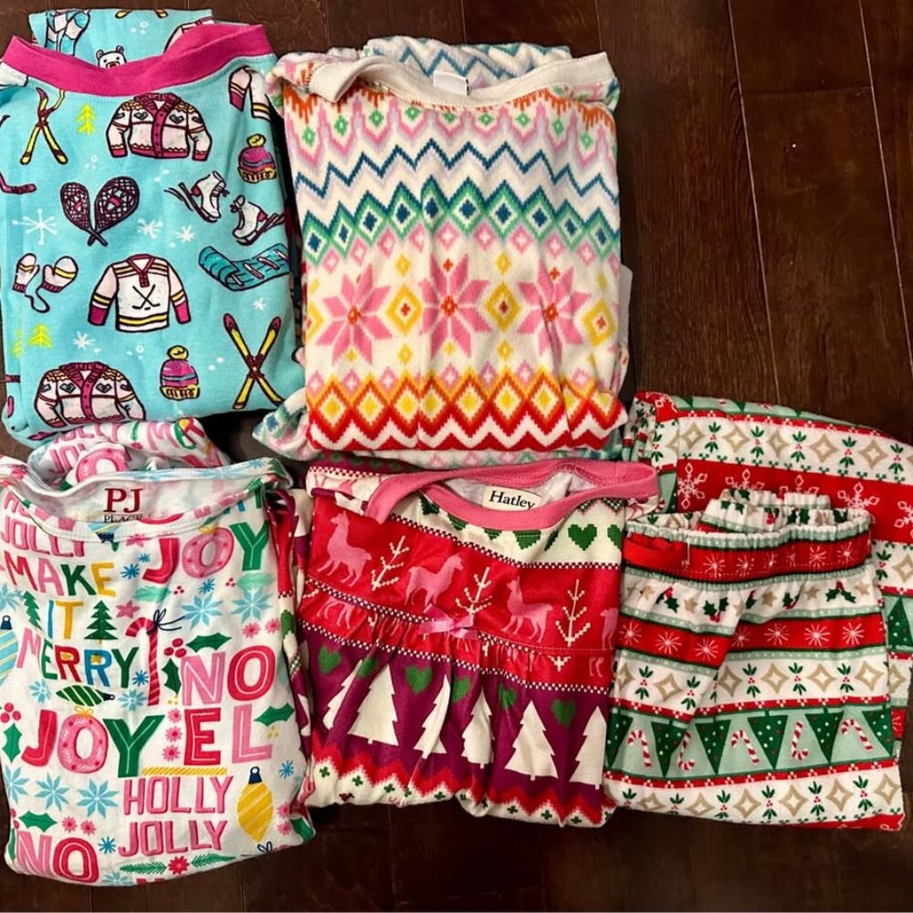 Lot of size 8 girls holiday jammies